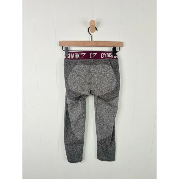 Gymshark Flex Cropped Leggings Womens Small Gray Burgundy Red Capri Activewear - Picture 6 of 8